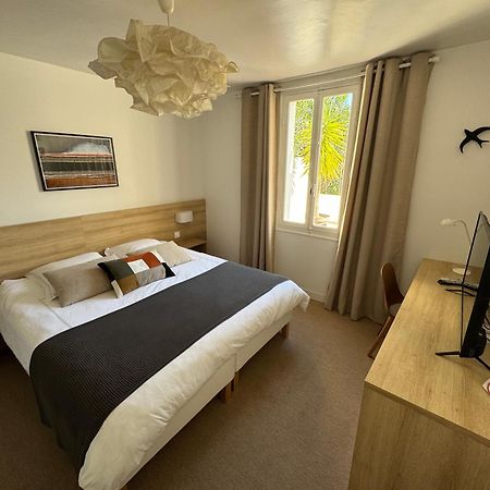 Bel Appartement Terrasse 4 Etoiles Intra Muros Aigues-Mortes Exteriör bild